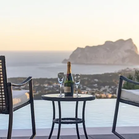 Moonlit Art Boutique 4* Teulada