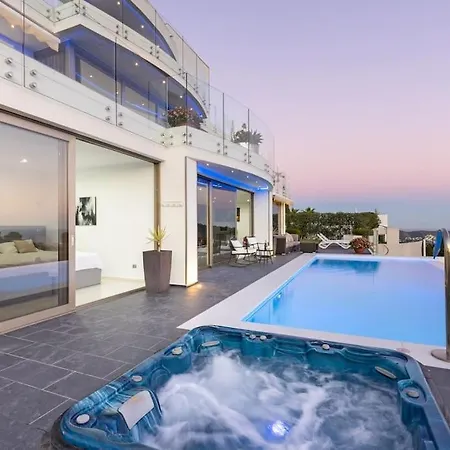 Bed & Breakfast Moonlit Art Boutique